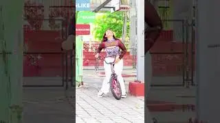 Bicycle prank video moment #trending #reels #funny #youtubeshorts #bicycle #comedy #girl