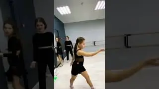 Девочка танцуй 💃 #ballromdance #бальныетанцы #бальнынтанцыдети #ballroomkids#ballroomculture