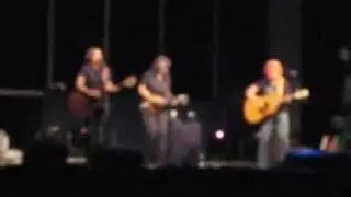 The Indigo Girls and Brandi Carlile - Don't Think Twice