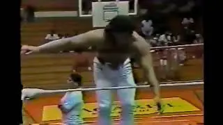 WWC: Rex King & Ray Gonz&aacute;lez vs The Solid Gold 1992