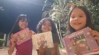 Pintando Bobbie Goods  com as meninas #vivivan #mariaalice ou #Joana