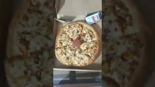BBQ Tikka Medium Pizza #food #viral #ashankhan8091 #youtubeshorts #yummy #trending #shortfeed #pizza