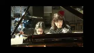 すがや音楽教室50周年発表会　小学一年生の演奏