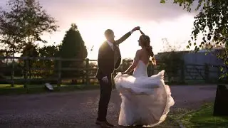 REDHOUSE BARN Lauren Jonathan Wedding Highlights