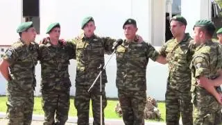Defenceline.gr: Το ριζίτικο τραγούδι των Καταδρομέων της 1ης ΜΑΛ - Ράγισαν και οι πέτρες στο Μάλεμε!