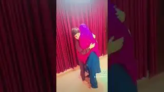bhai behn eid mlye 😍