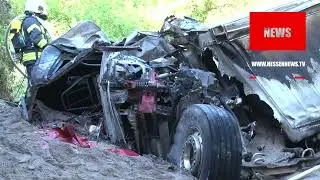 Schutzengel! Fahrer &uuml;berlebt LKW-Unfall mit Brandfolge auf A44 04.07.2022