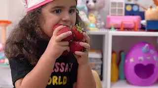 Lemonade Strawberry Milkshake! Must Watch!