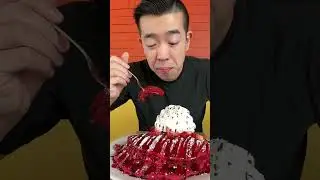You need these fluffy red velvet pancakes!&hearts;️🥞 Griddlecakes in Las Vegas, NV