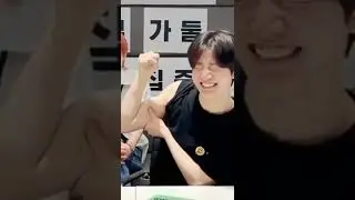 KIM JUNKYU 'MUSCLE MAN' 😅😂🔥# VLIVE TDY✨#treasure#kimjunkyu#teume