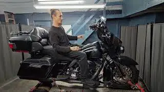 HD572 Harley Electra Glide Ultra Classic 2003