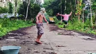 СМЕШНОЕ ВИДЕО С ПОДДЕЛЬНЫМ РОЗЫГРЫШЕМ ЗМЕИ 🤣😂