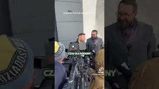 Zab&oacute;jca pershinga wychodzi
