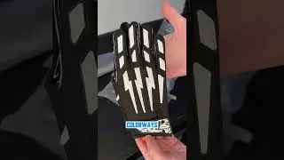 These things are wild 💎 #Football #Gloves #Drip