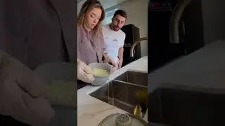 First time in kitchen #lol #trynottolaugh #funny #funnyvideo #funnyanimals