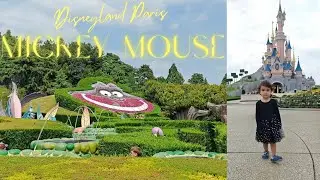 Mickey Mouse Dance @DisneylandParis 