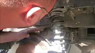 2006 Subaru Tribeca Rear Strut Replacement
