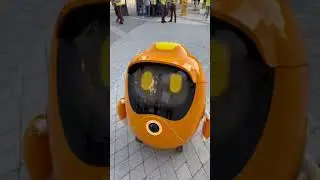 Opti the guardians #Expo2020Dubai #robot
