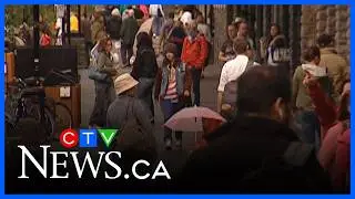 Lake Louise crowd concerns
