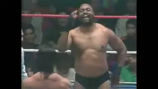 Bad News Brown vs. Paul Roma WWF 1/8/90