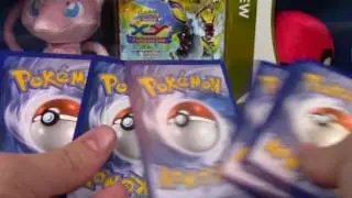Target 3 Booster Pack Blisters with a Vintage Promo! Pokemon Card Opening