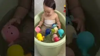 Cute Playing water doll 🎎🪆