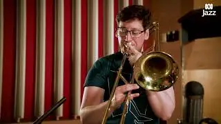 Elliot Lamb - A Place For My Mind To Rest (Mia Barham)