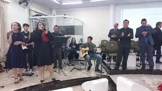 Makely Maizing-Vit&oacute;ria no Desertp (Cover)