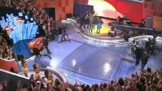 Jesuton canta tema de Morena e Th&eacute;o em Salve Jorge - Caldeir&atilde;o do Huck
