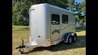 Slant Load Bumper Pull comparison of various Width and Horse Areas on the Shadow line of trailers.