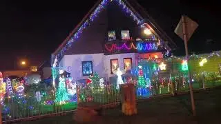 Weihnachtshaus Familie M&uuml;ller