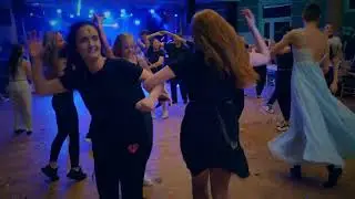 PŮLNOČNÍ PŘEKVAPENÍ 4B 24 Gymnázium Most