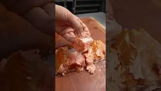 Копченый на меде лосось севиче по-тайски