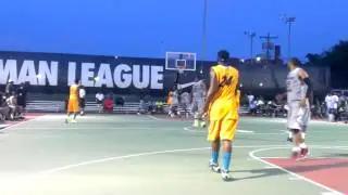 Quadree Smith PF 2014 plays in Goodman league