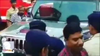 Dhoni Suprise New Zealand Players With His Hummer Car In Ranchi!!