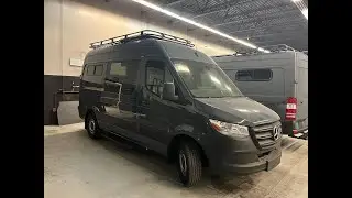 Дом на колесах из грузового Мерседас спринтер ( Sprinter 2019 RV)