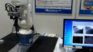 動画1　バイスリープロジェクツの外観検査用産業ロボットのデモ