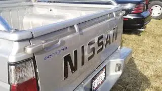 Cotizando Nissan Pick UP 4 cilindros estándar 4 puertas equipada en tianguis de autos puente san ber