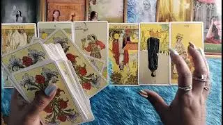 Who Wants To Connect To You And Why ?? Hindi Timeless Collective Tarot Reading 
