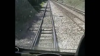 66555 CAB RIDE  Binliner moves up to the signal 2008