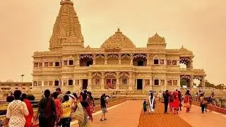 Vrindavan jaaungi sakhi na || Vrindavan trip with friends!