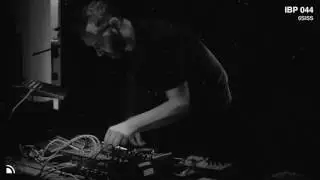 IBP044 - 6SISS [ABSTRACT TECHNO]