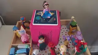 Unboxing the Ms Rachel Tonie