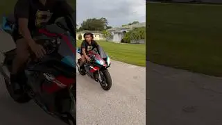 How to ride a bmws1000rr