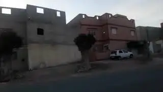نزولا عند رغبة متابعي ومشاهدي رشيد السبع جولة في بعض أحياء مدينة اليوسفية في إطار الحجر الصحي   بقاو