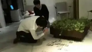 AR marker running - escape from recognition