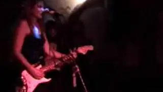 Loene Carmen- Six Strings Of Pleasure @Le Palais Bar