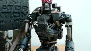 Hot Toys Terminator Salvation T-600 1:6 scale figure