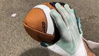 Nike Vapor Jet 7.0 Iridescent Football Gloves