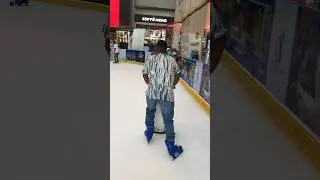 Ice Skating ⛸️ Dubai, Ice Skate Rink, Dubai Mall #iceskating #skating #shorts #dubai #dubaimall